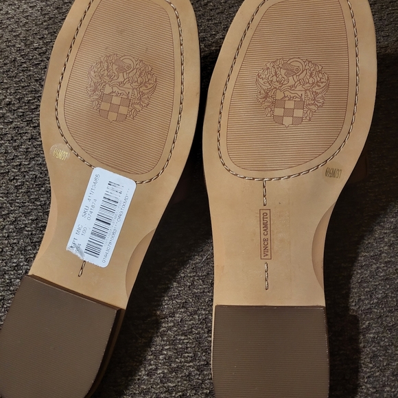 Cognac Size 6.5 Vince Camuto Slides - Picture 3 of 6